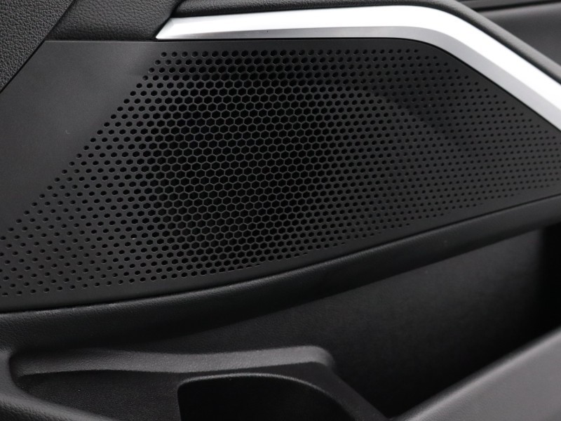 Used BMW 3 Series 2025 for sale - 76981067: Photo 21