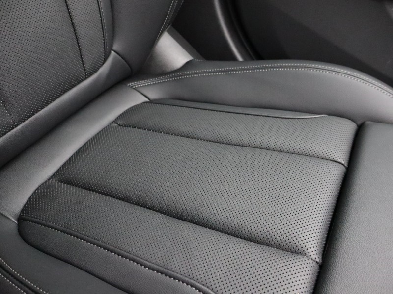 Used BMW 3 Series 2025 for sale - 76982378: Photo 14