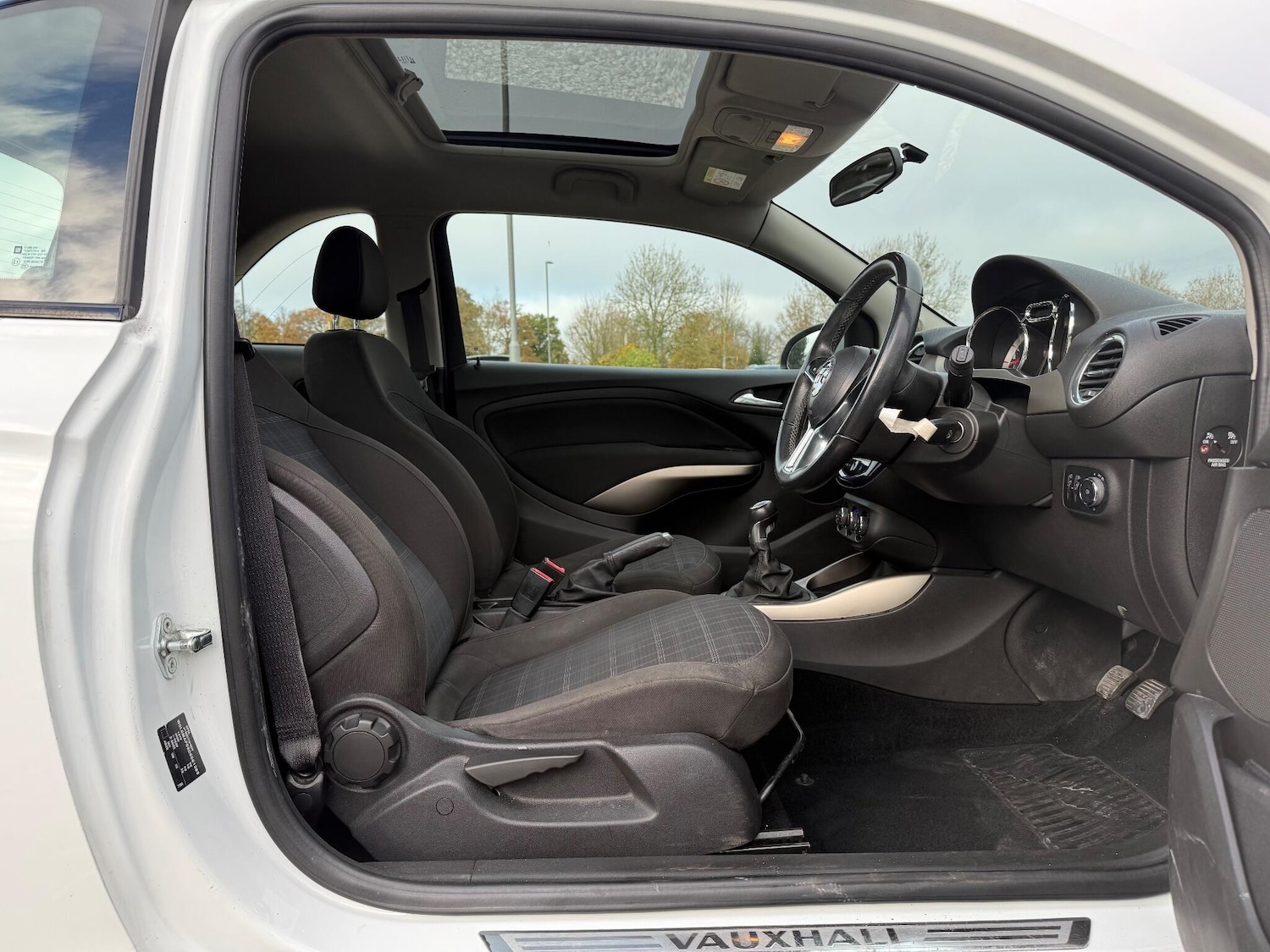 Used Vauxhall ADAM 2013 for sale - 78148331: Photo 12