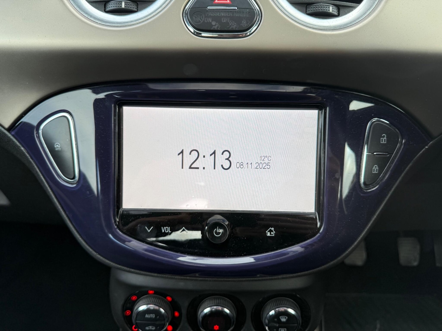 Used Vauxhall ADAM 2013 for sale - 78148331: Photo 28