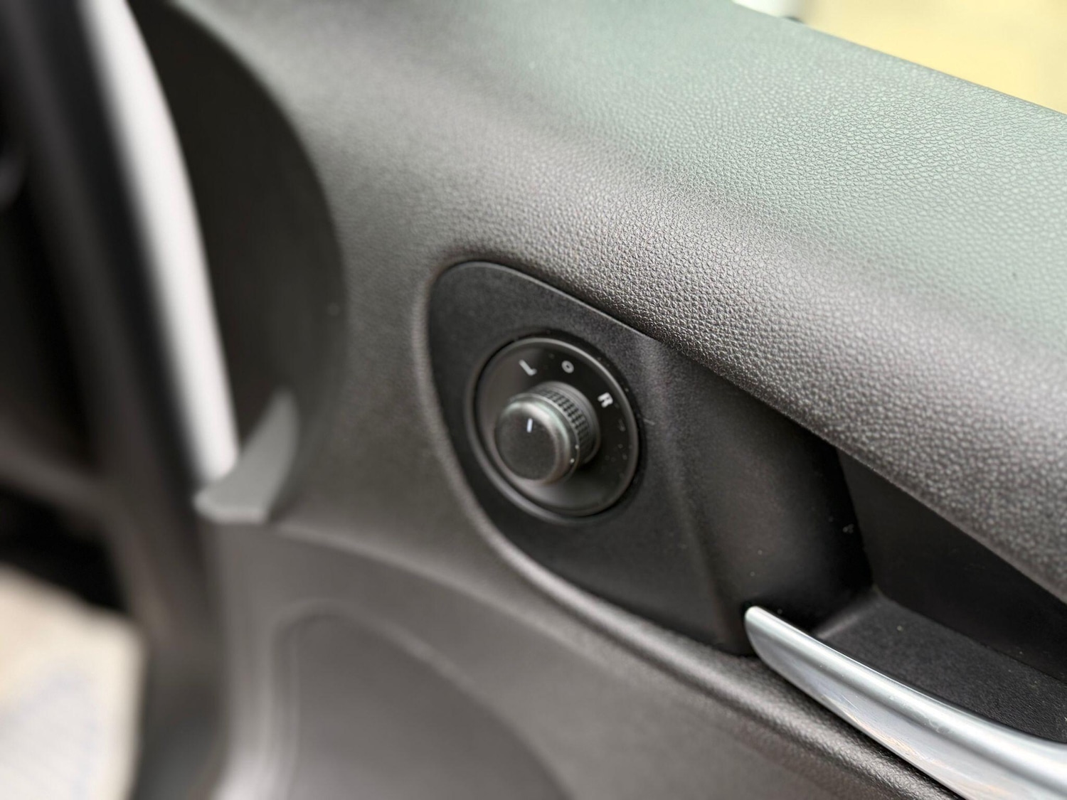 Used Vauxhall ADAM 2016 for sale - 78072584: Photo 22