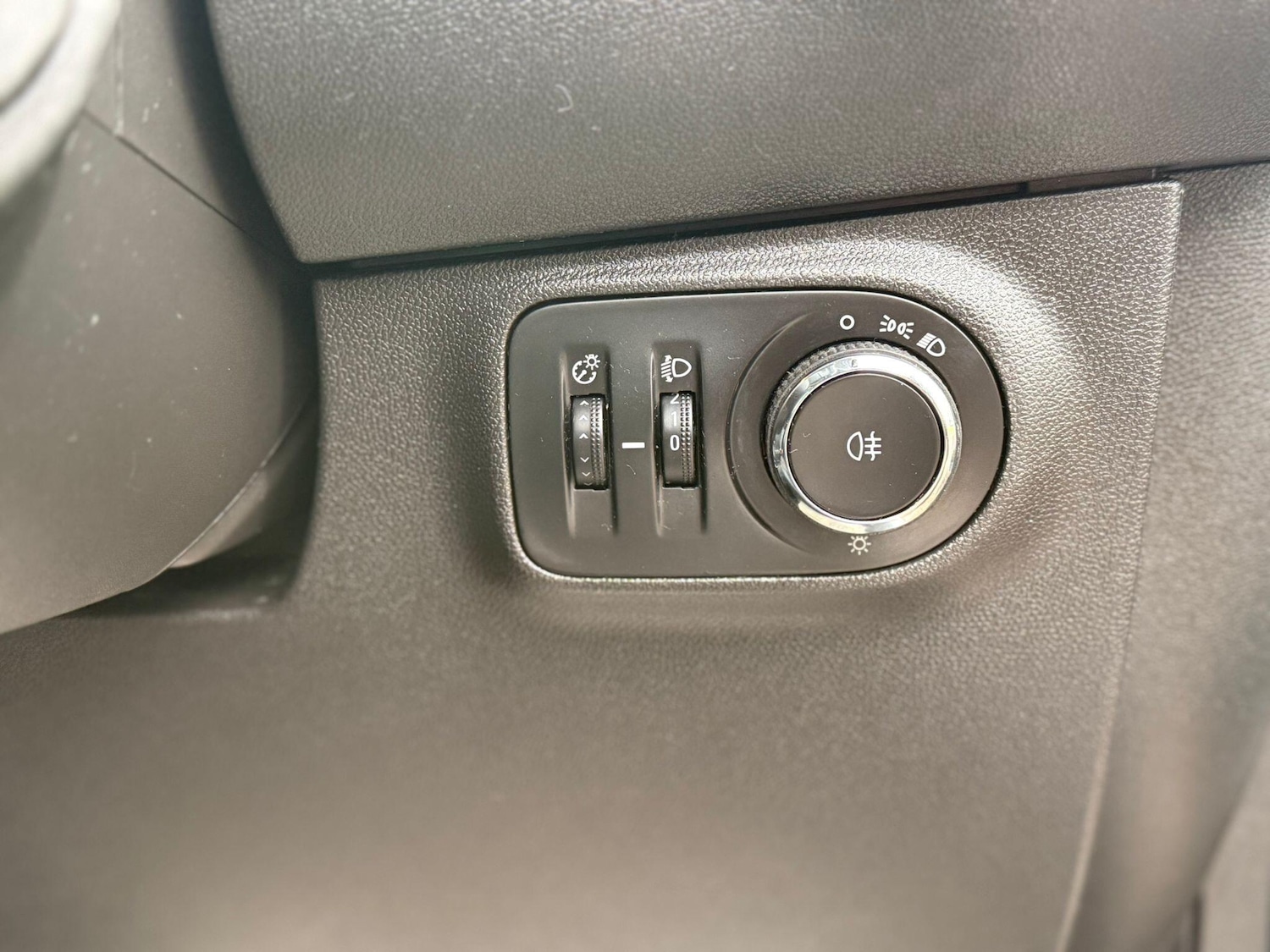 Used Vauxhall ADAM 2016 for sale - 78072584: Photo 27