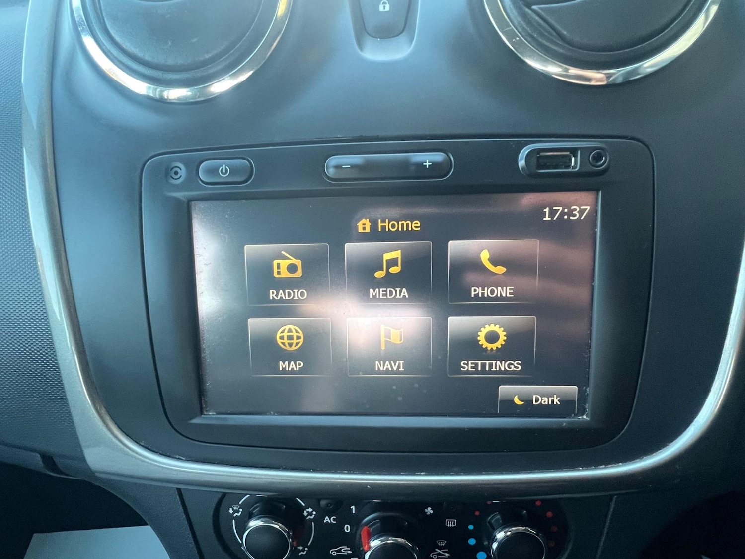 Used Dacia Sandero Stepway 2014 for sale - 78072009: Photo 25