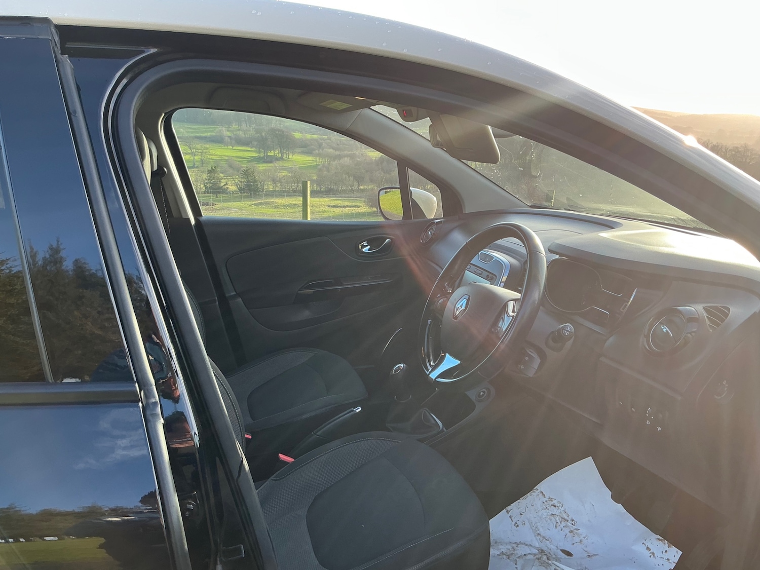 Used Renault Captur 2016 for sale - 77352240: Photo 10