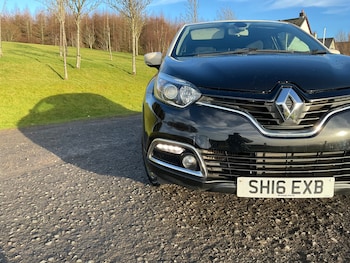 Used Renault Captur 2016 for sale - 77352240: Photo