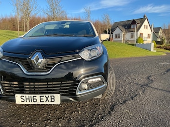 Used Renault Captur 2016 for sale - 77352240: Photo