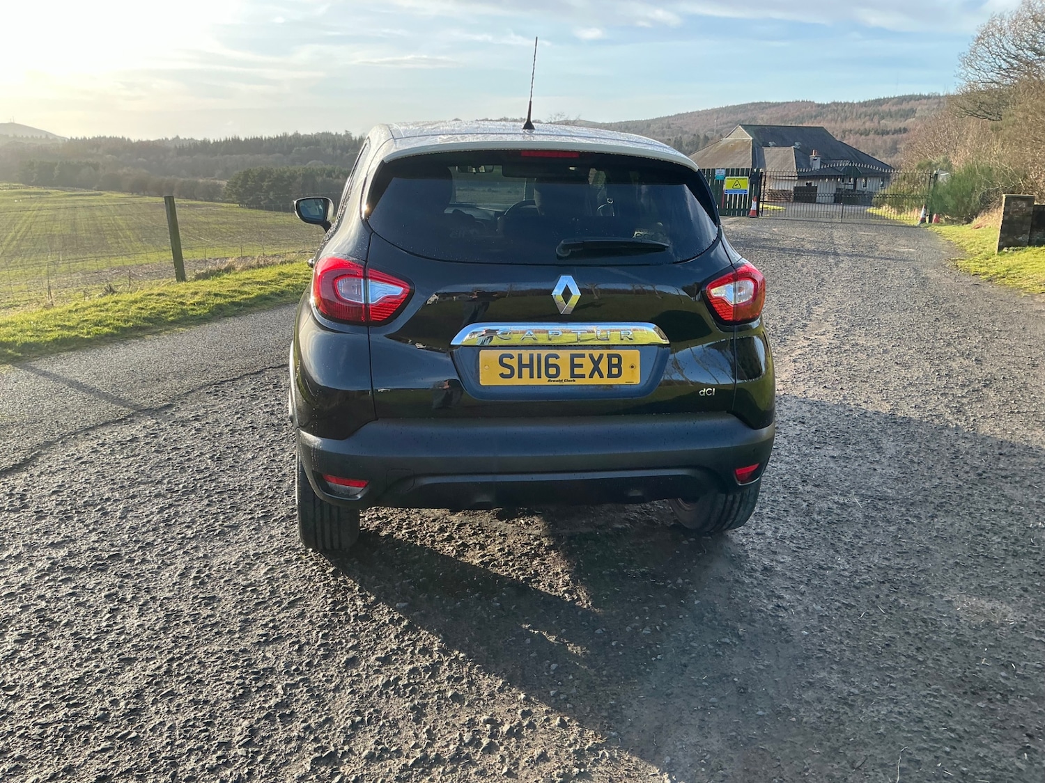 Used Renault Captur 2016 for sale - 77352240: Photo 9