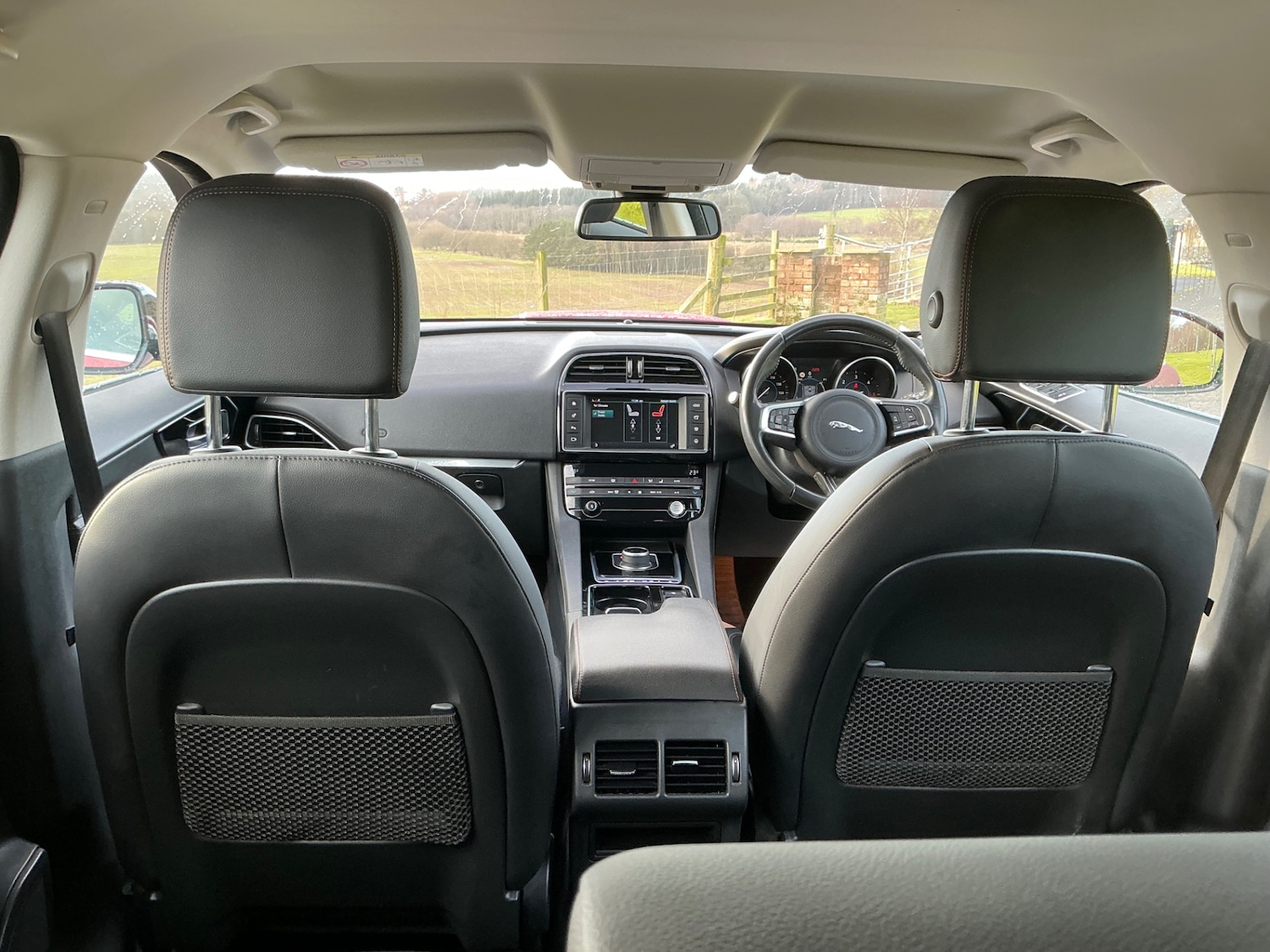 Used Jaguar F-Pace 2017 for sale - 77350424: Photo 11