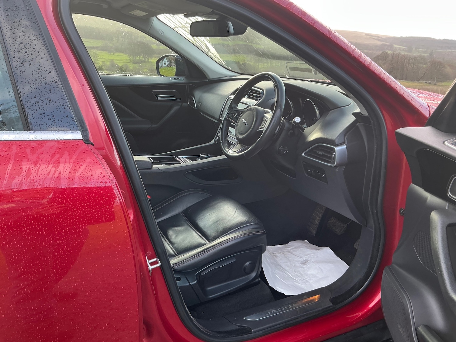 Used Jaguar F-Pace 2017 for sale - 77350424: Photo 9