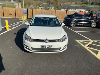 Used Volkswagen Golf 2016 for sale - 78379200: Photo