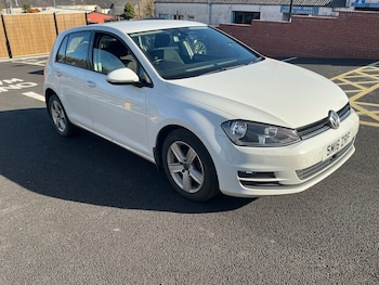 Used Volkswagen Golf 2016 for sale - 78379200: Photo