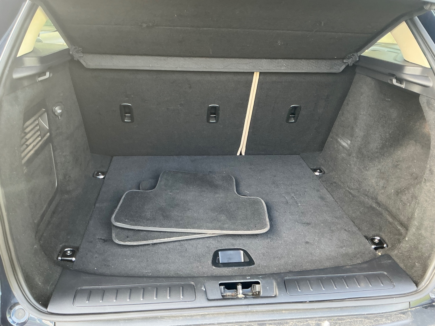 Used Land Rover Range Rover Evoque 2013 for sale - 77350747: Photo 11