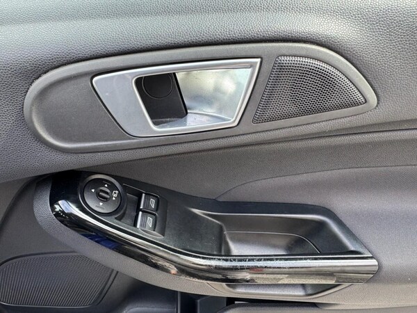 Used Ford Fiesta 2015 for sale - 74533511: Photo 19