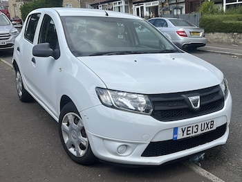 Used Dacia Sandero 2013 for sale - 79389700: Photo