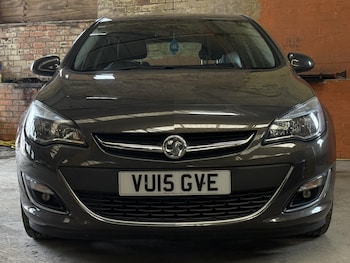 Used Vauxhall Astra 2015 for sale - 75692448: Photo