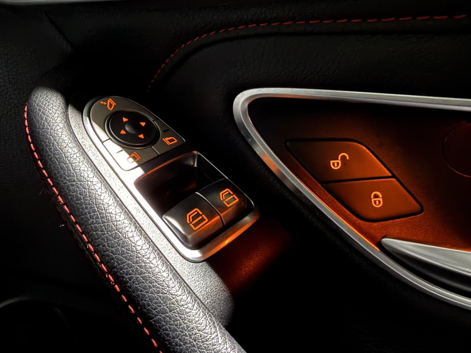 Used Mercedes-Benz C Class 2019 for sale - 78078135: Photo 19