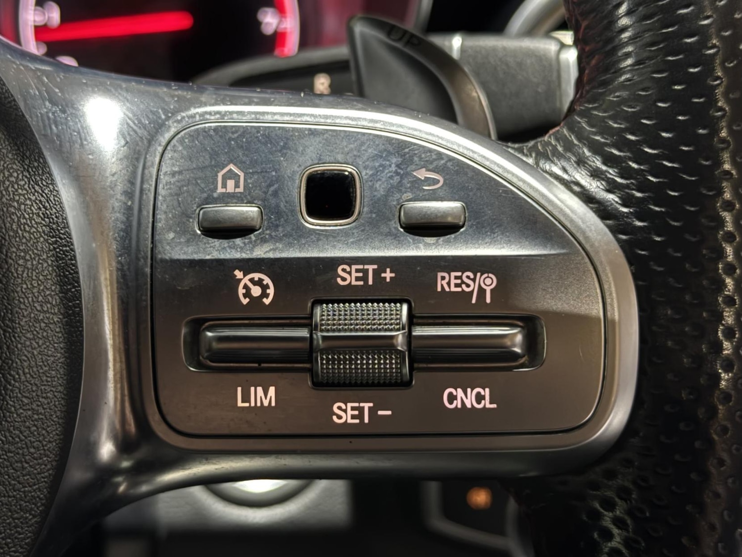 Used Mercedes-Benz C Class 2019 for sale - 78078135: Photo 25