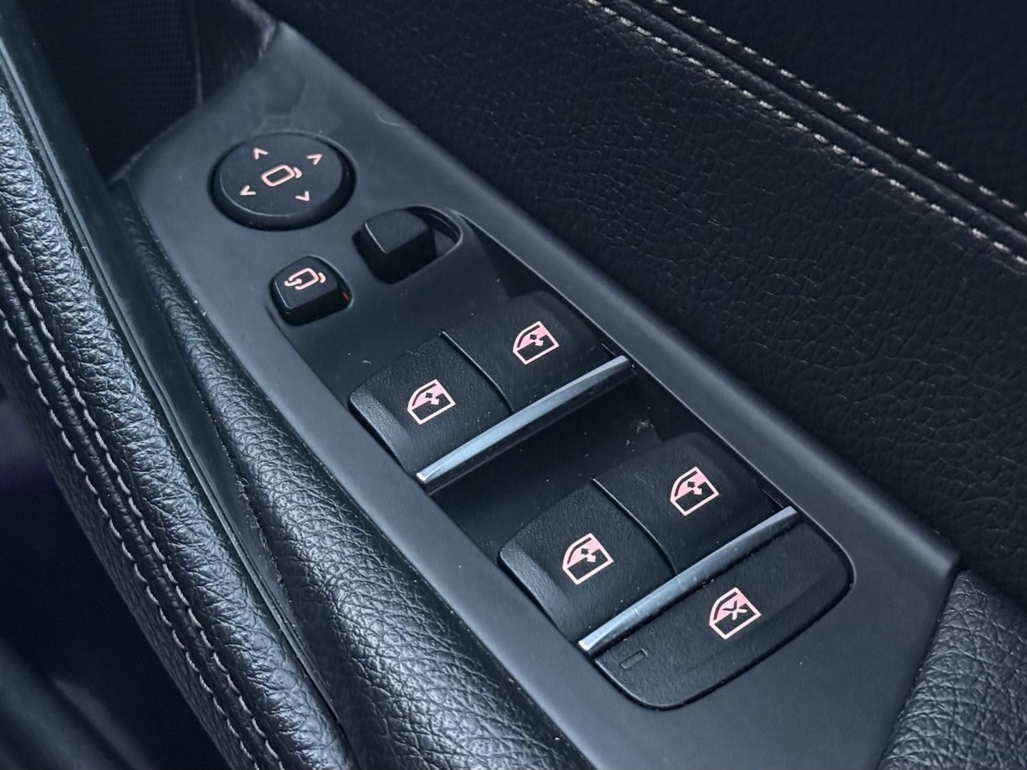 Used BMW 5 Series 2017 for sale - 75732135: Photo 28