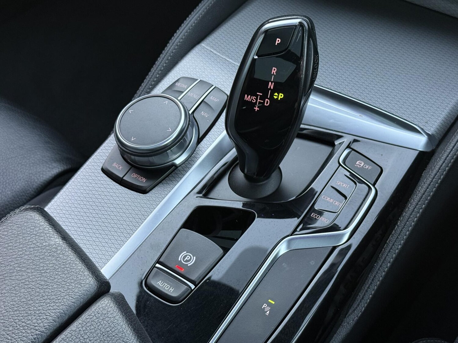 Used BMW 5 Series 2017 for sale - 75732135: Photo 49