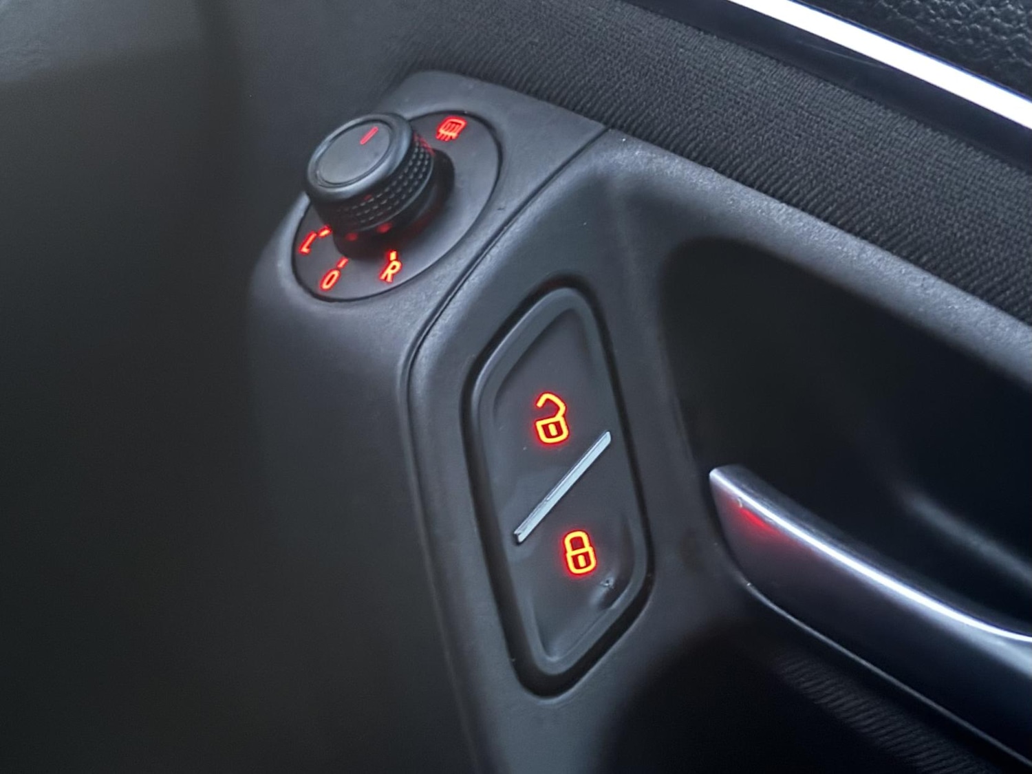 Used Volkswagen Polo 2015 for sale - 78018705: Photo 11