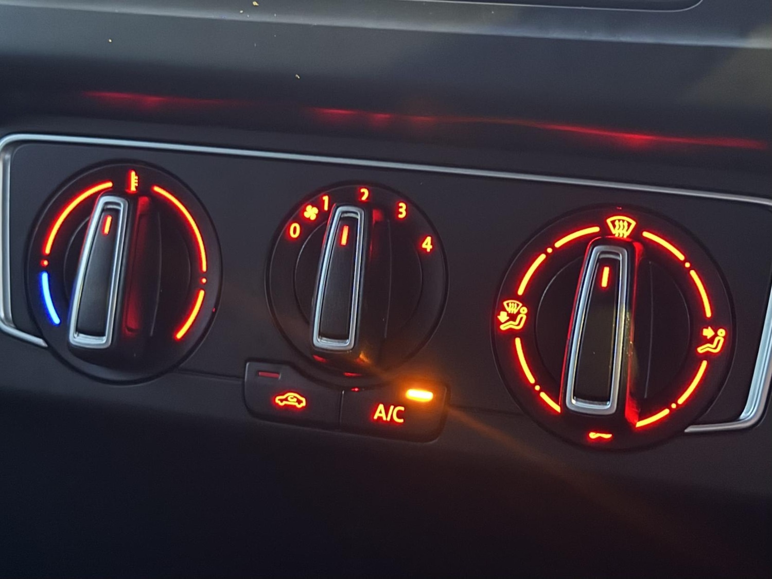 Used Volkswagen Polo 2015 for sale - 78018705: Photo 19