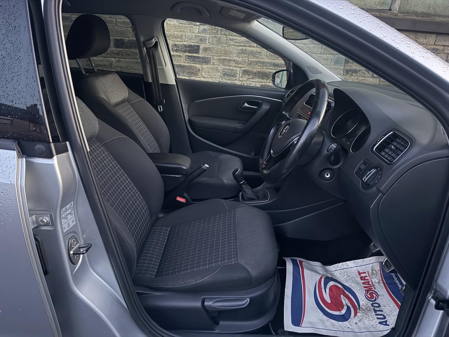 Used Volkswagen Polo 2015 for sale - 78018705: Photo 9