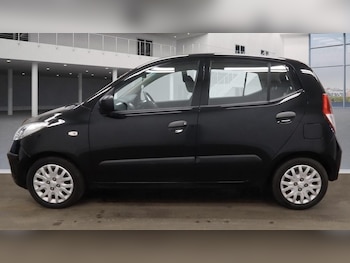 Used Hyundai i10 2011 for sale - 77791327: Photo