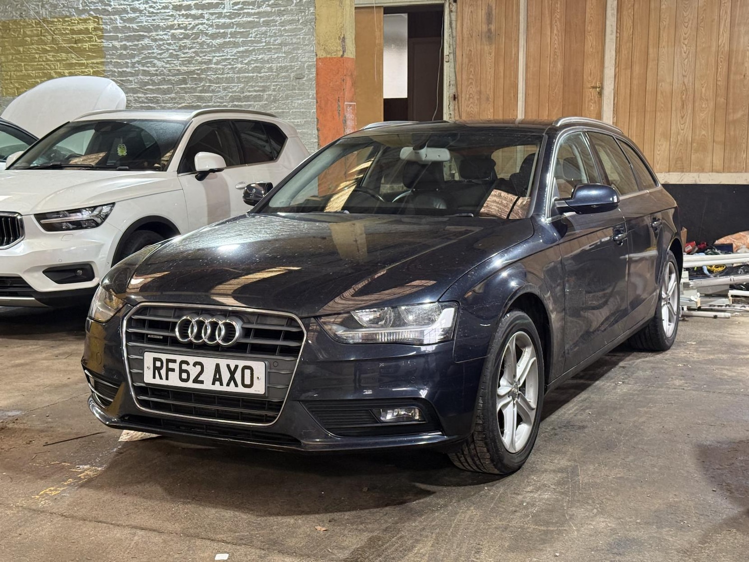 Used Audi A4 2013 for sale - 77248162: Photo 3