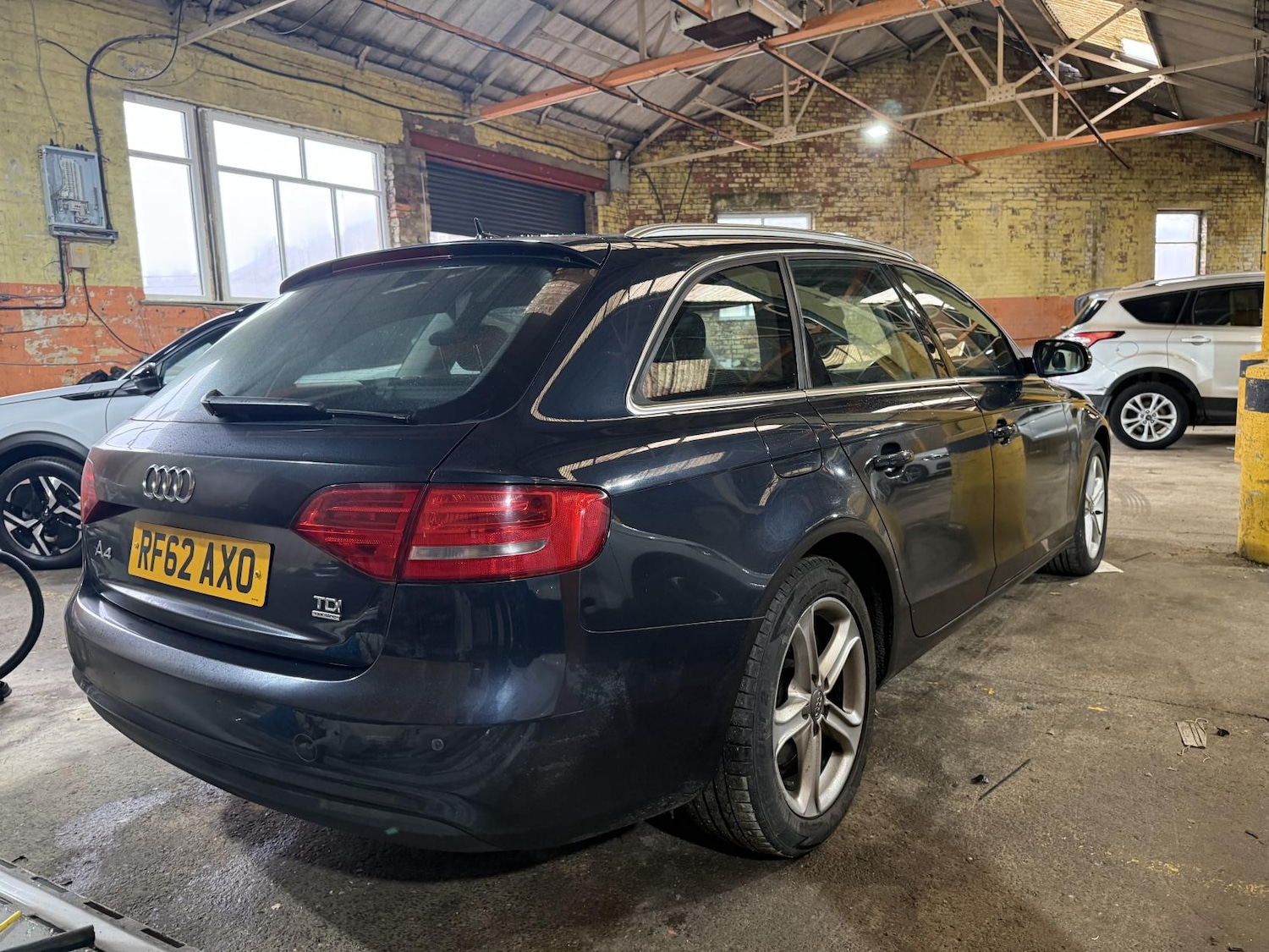 Used Audi A4 2013 for sale - 77248162: Photo 5