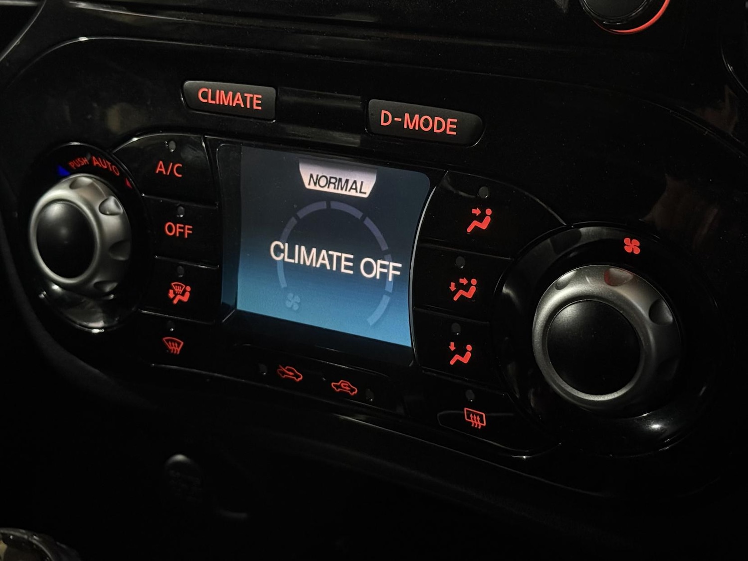 Used Nissan Juke 2017 for sale - 77280644: Photo 17