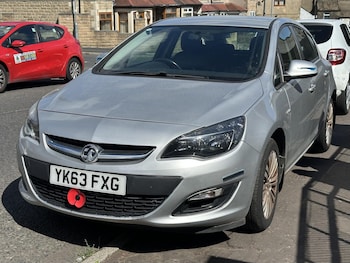 Used Vauxhall Astra 2013 for sale - 79389702: Photo