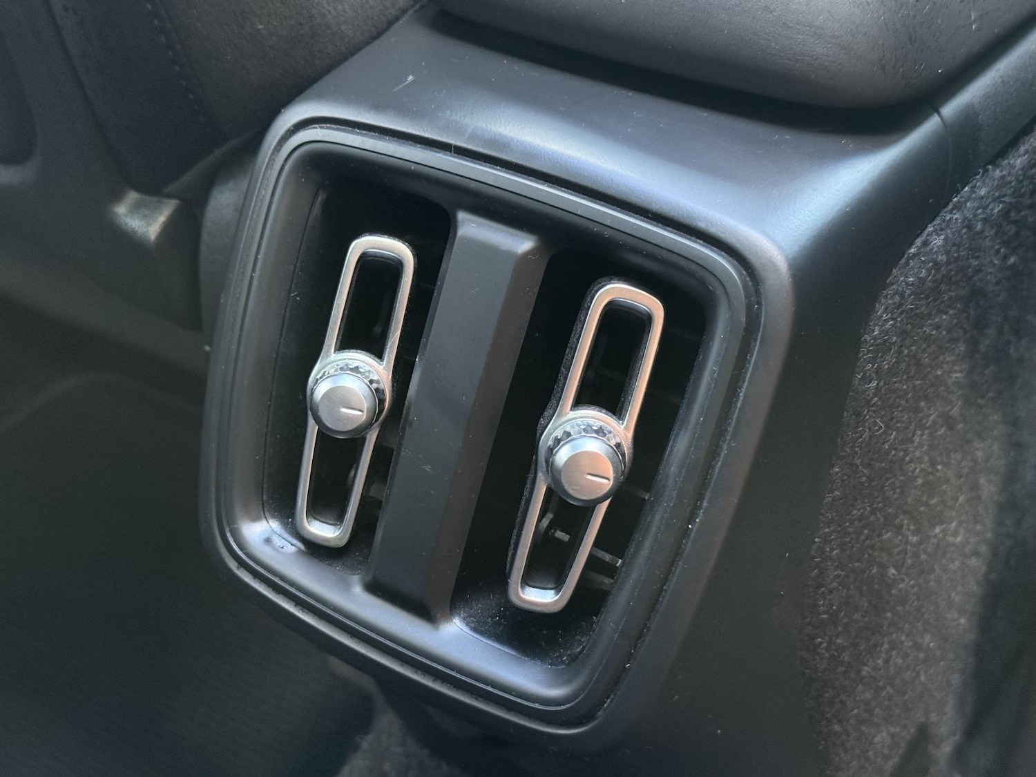 Used Volvo XC40 2019 for sale - 77525786: Photo 23