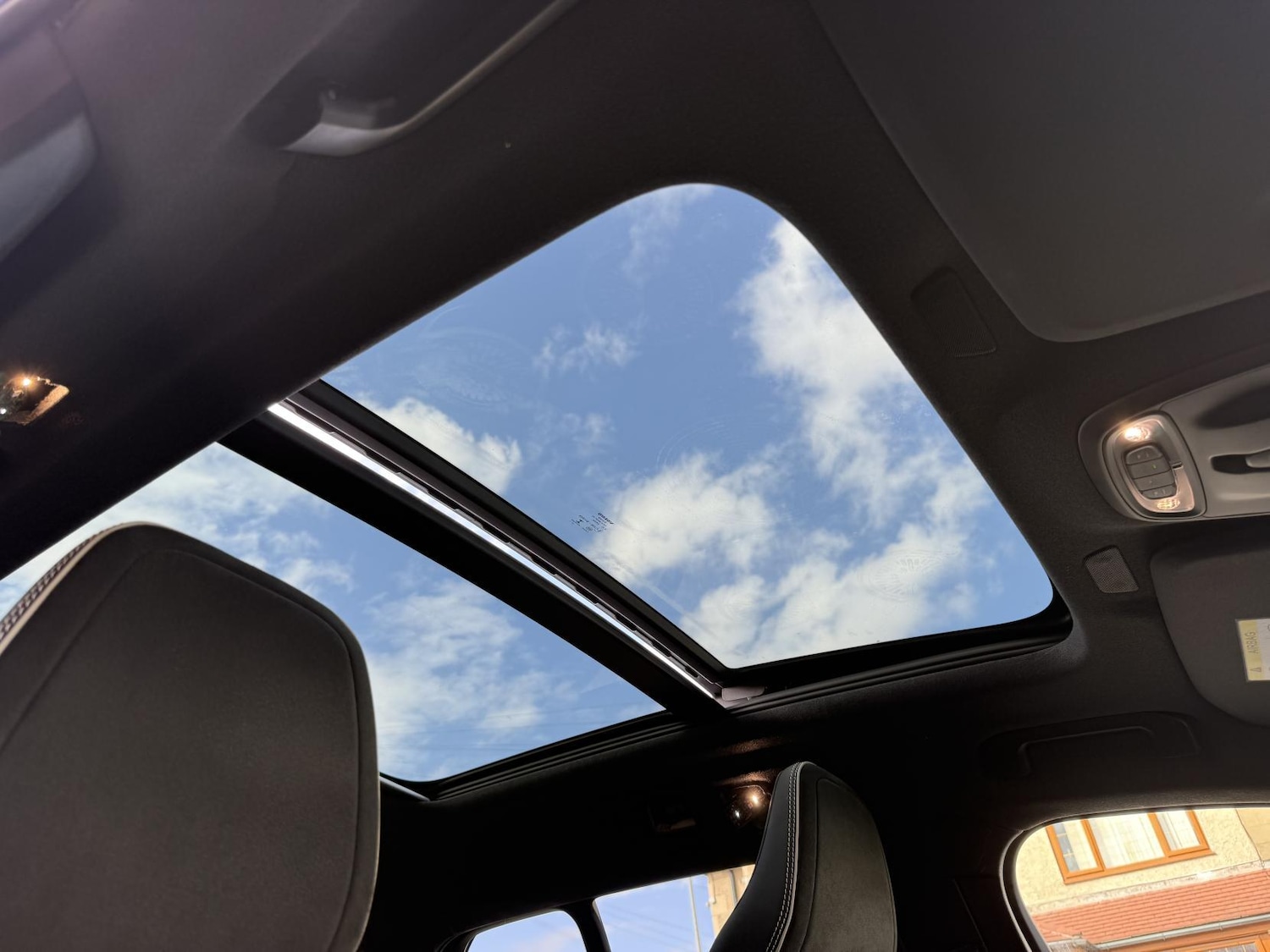 Used Volvo XC40 2019 for sale - 77525786: Photo 28