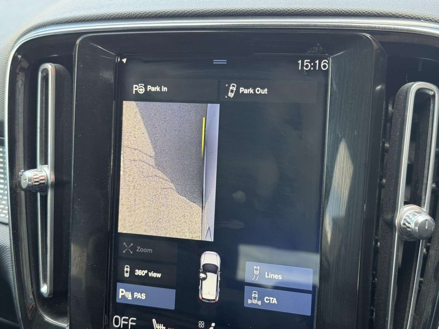 Used Volvo XC40 2019 for sale - 77525786: Photo 54