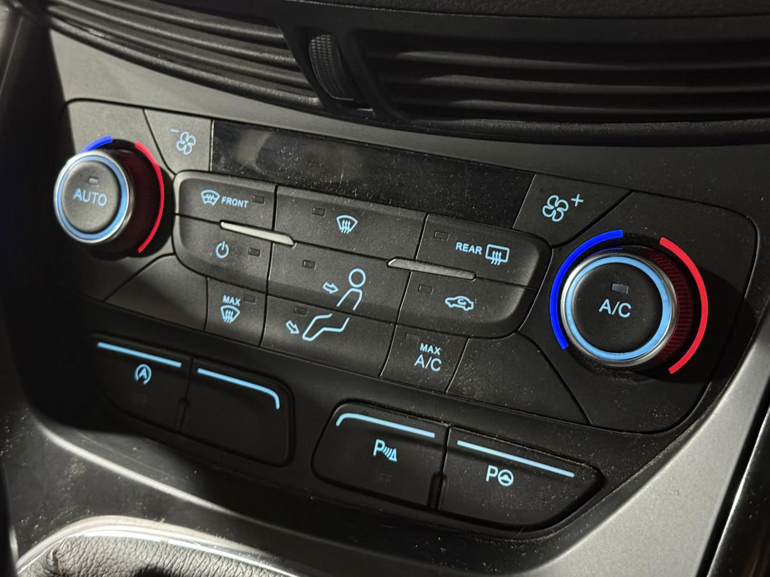 Used Ford Kuga 2017 for sale - 77145374: Photo 23