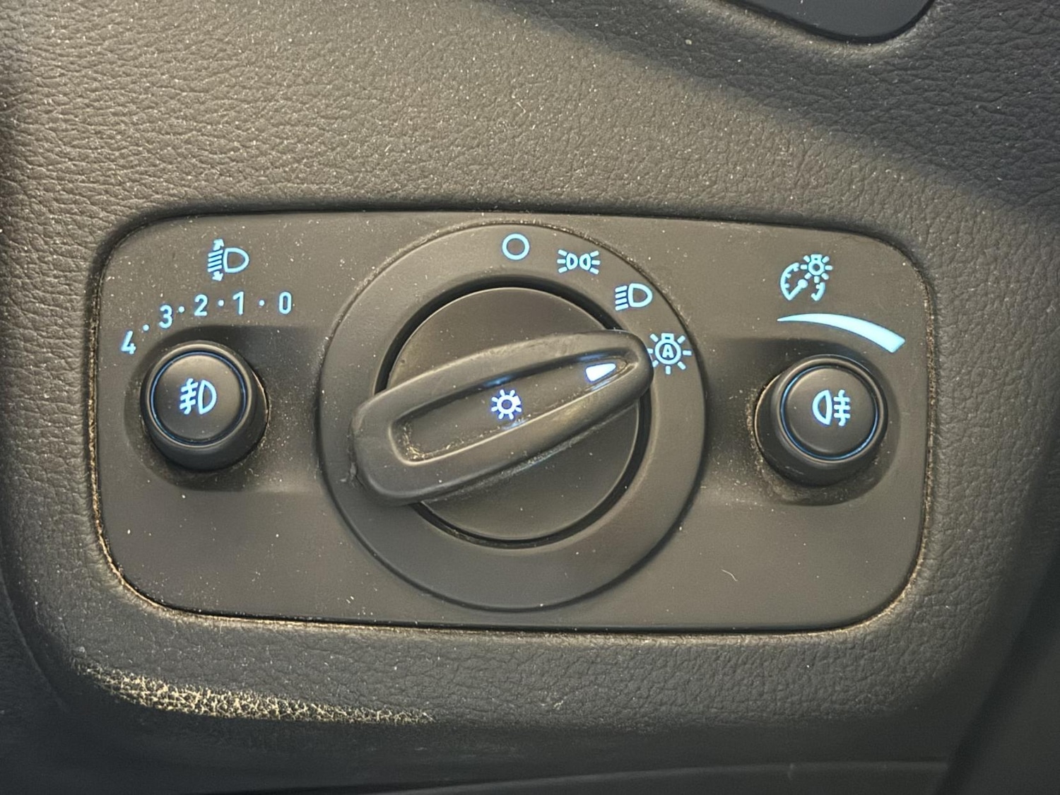 Used Ford Kuga 2017 for sale - 77145374: Photo 9