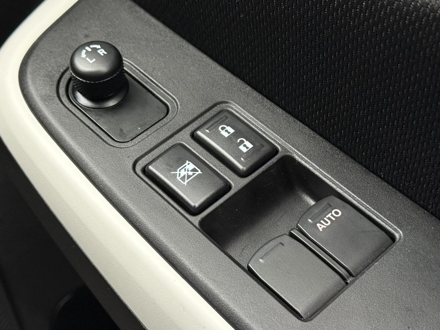 Used Suzuki Swift 2019 for sale - 76603327: Photo 19