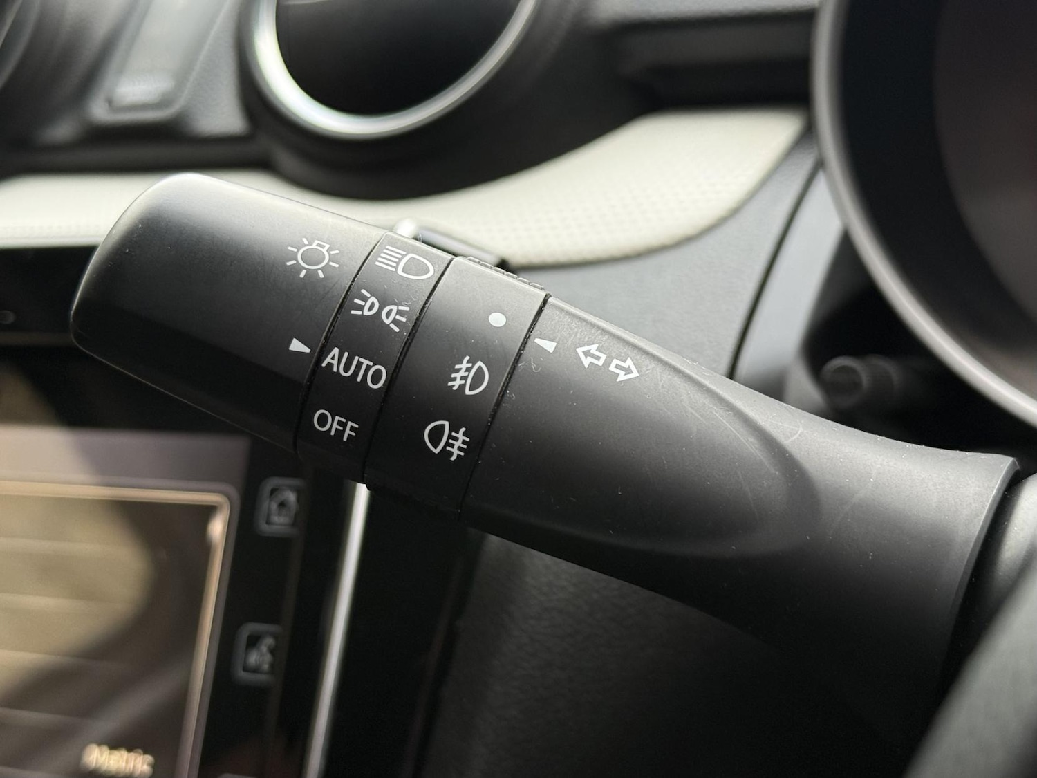 Used Suzuki Swift 2019 for sale - 76603327: Photo 24