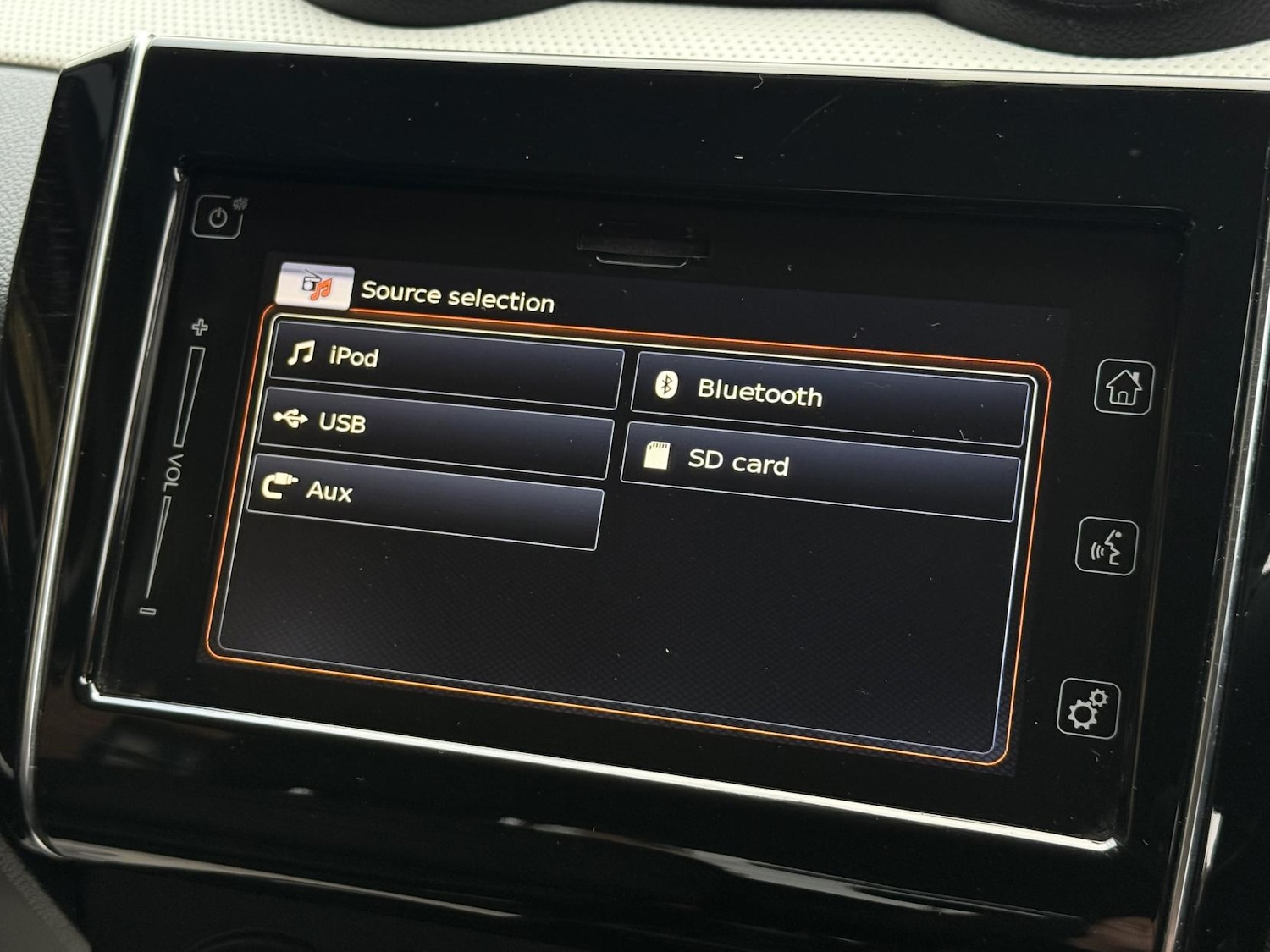 Used Suzuki Swift 2019 for sale - 76603327: Photo 28