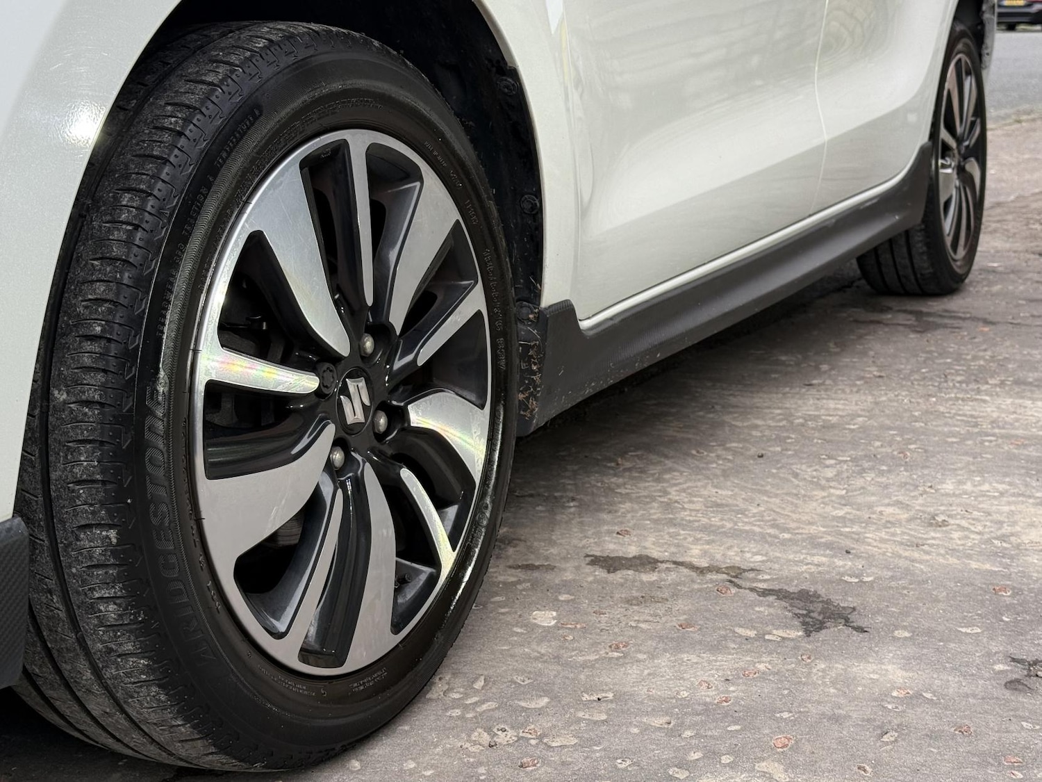 Used Suzuki Swift 2019 for sale - 76603327: Photo 4