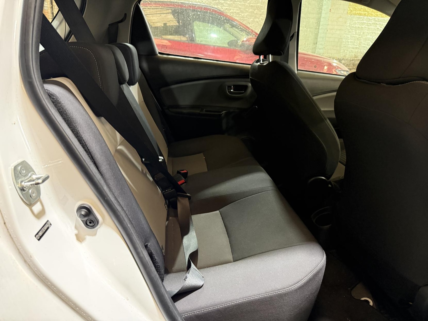 Used Toyota Yaris 2018 for sale - 78074280: Photo 5