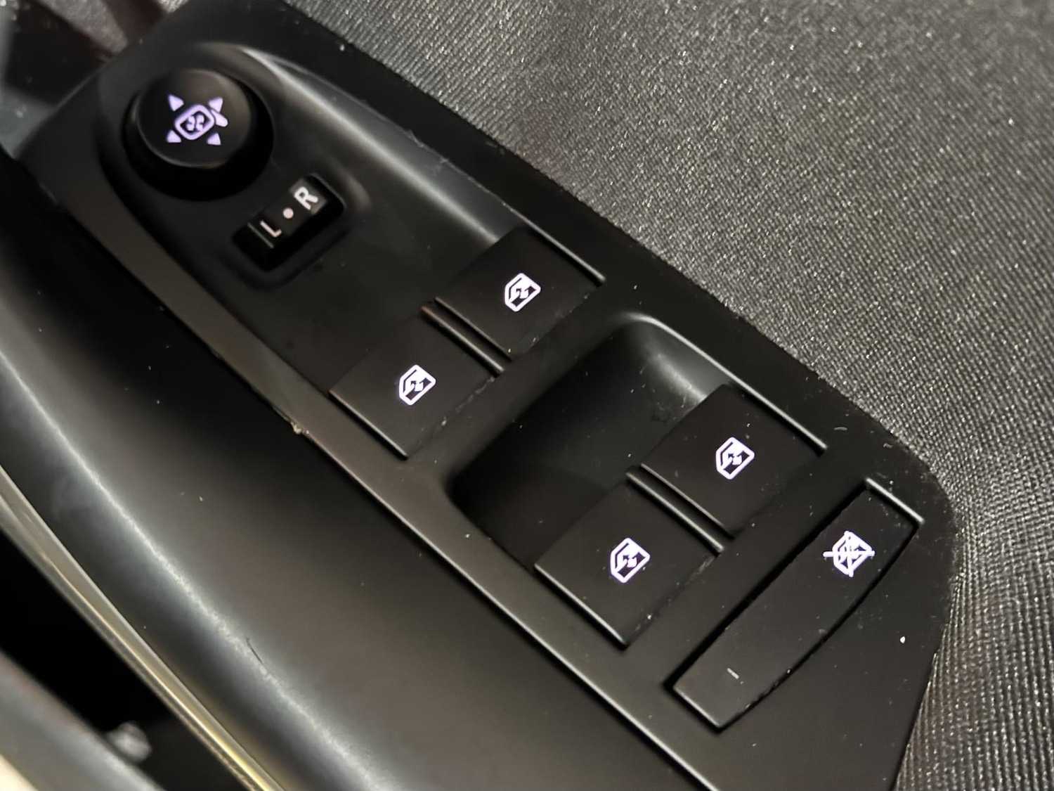 Used Vauxhall Astra 2017 for sale - 77207109: Photo 12