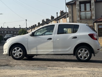 Used Dacia Sandero 2016 for sale - 78990195: Photo