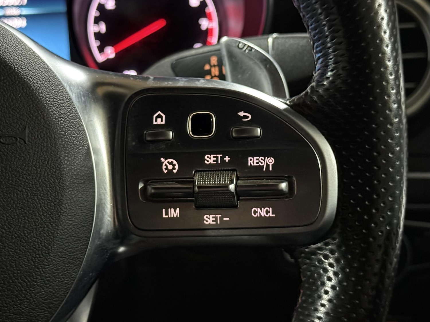 Used Mercedes-Benz C Class 2019 for sale - 77274439: Photo 16