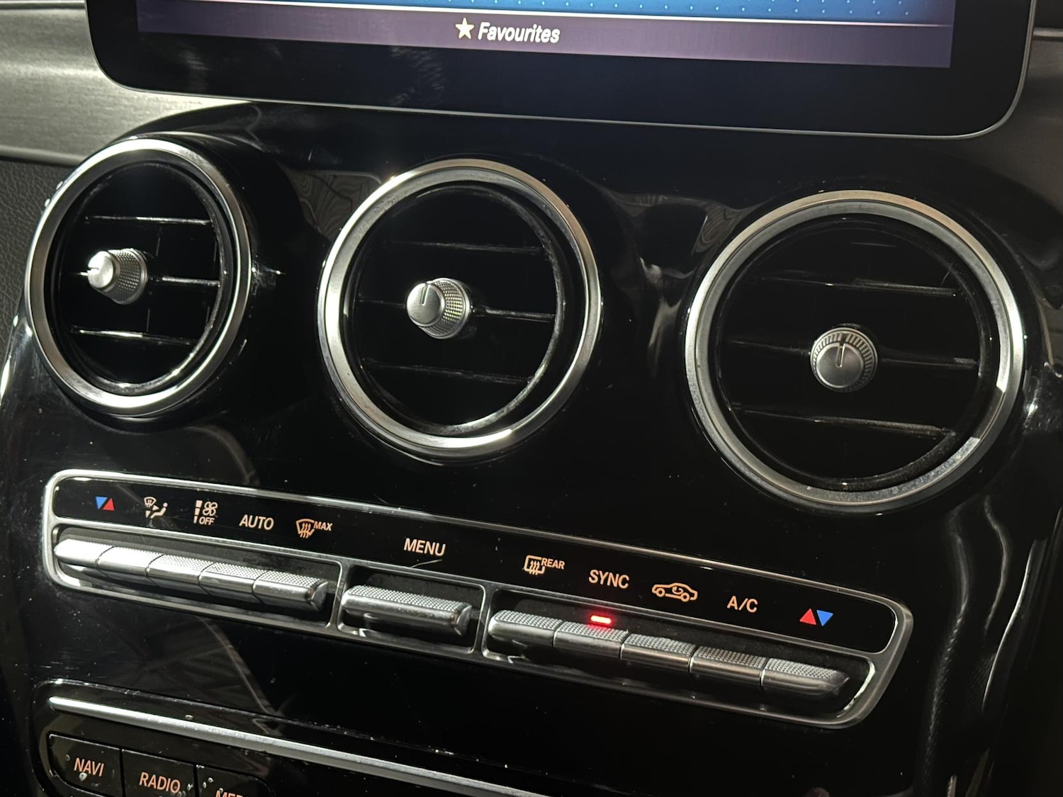 Used Mercedes-Benz C Class 2019 for sale - 77274439: Photo 29