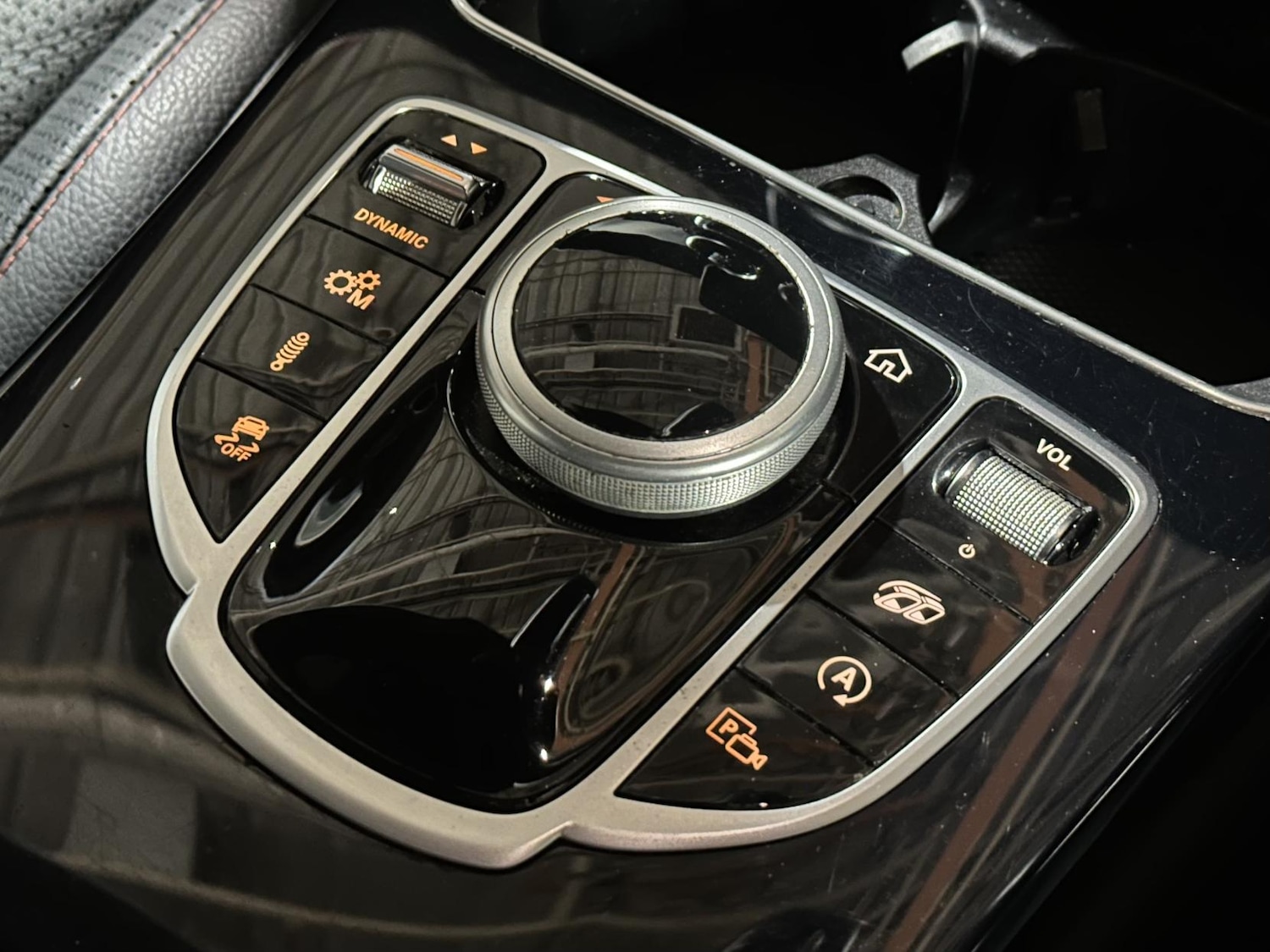 Used Mercedes-Benz C Class 2019 for sale - 77274439: Photo 32