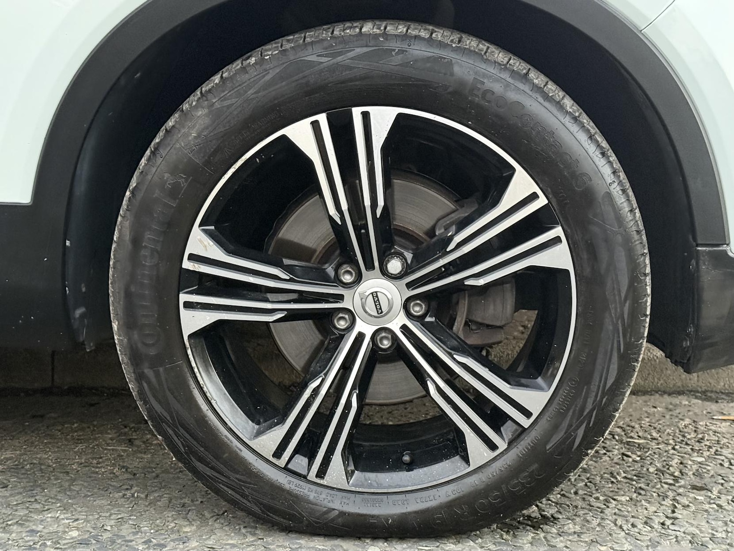 Used Volvo XC40 2019 for sale - 76597711: Photo 17