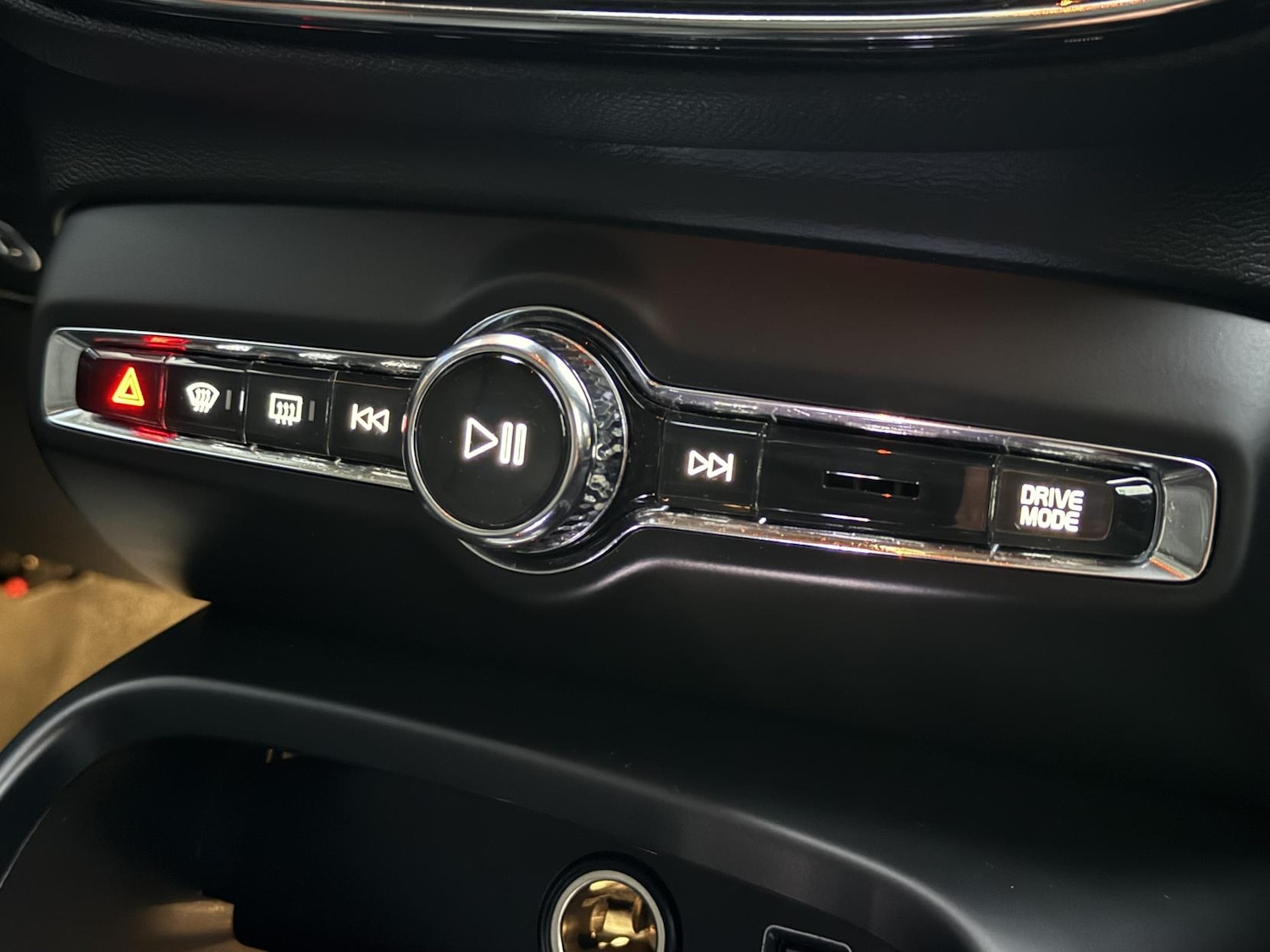 Used Volvo XC40 2019 for sale - 76597711: Photo 47