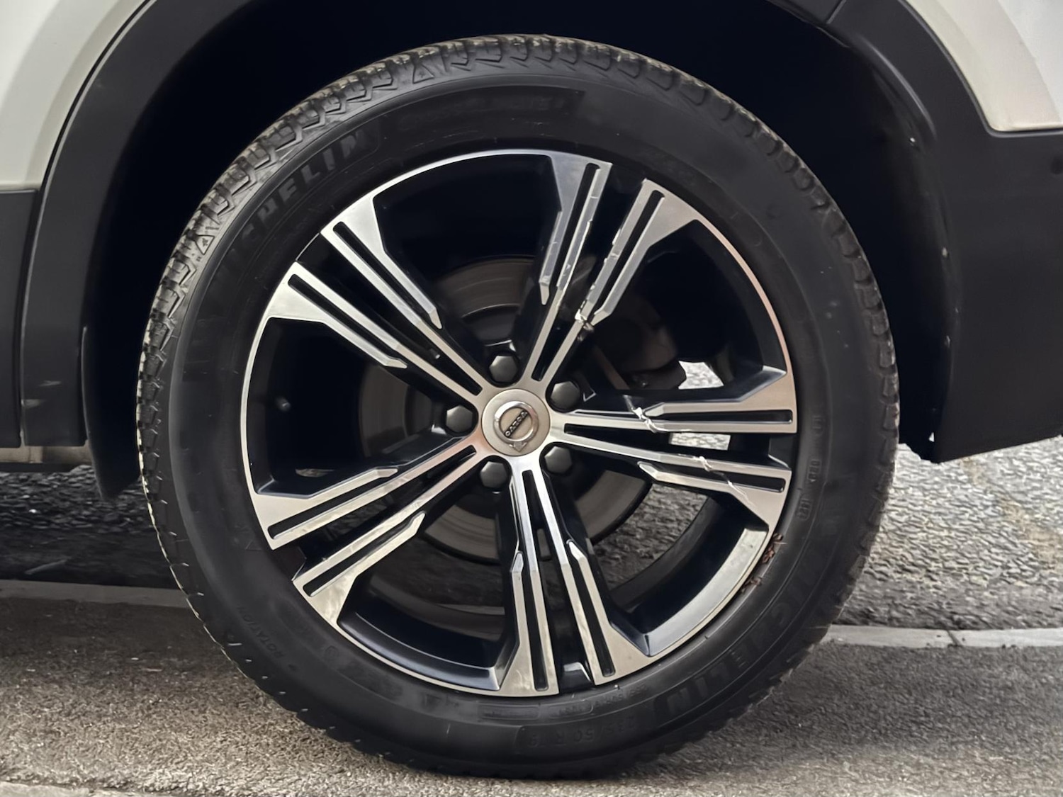 Used Volvo XC40 2019 for sale - 76597711: Photo 8