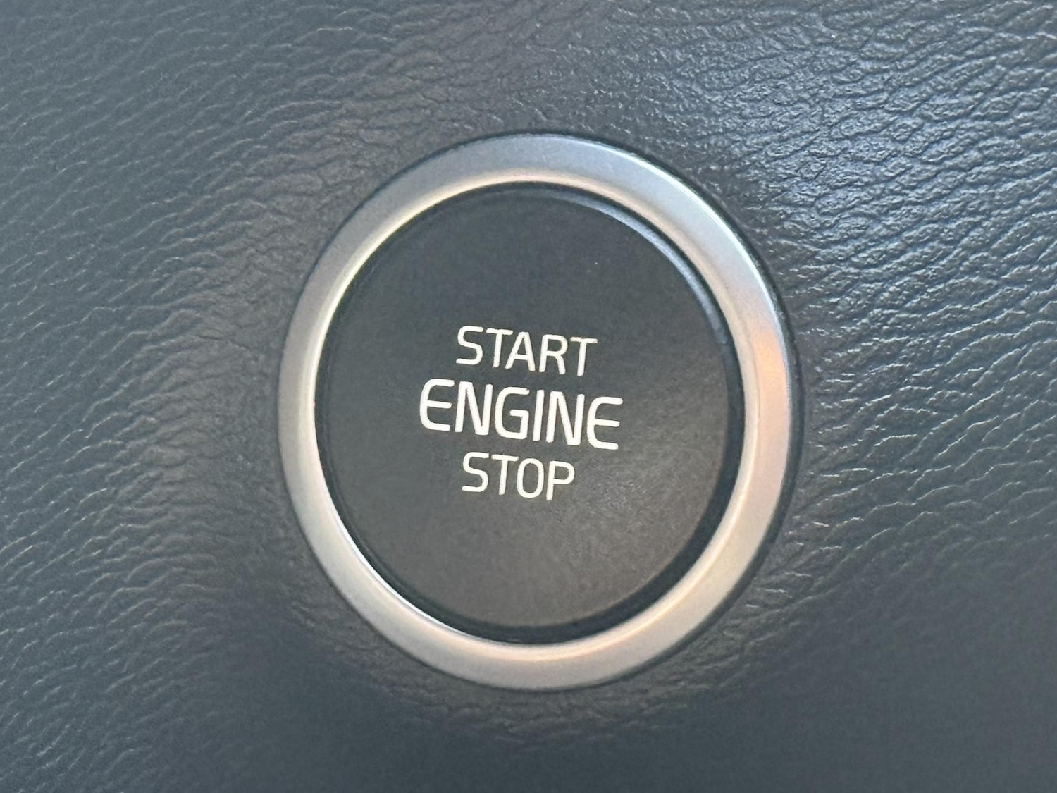 Used Volvo XC40 2020 for sale - 77941603: Photo 29